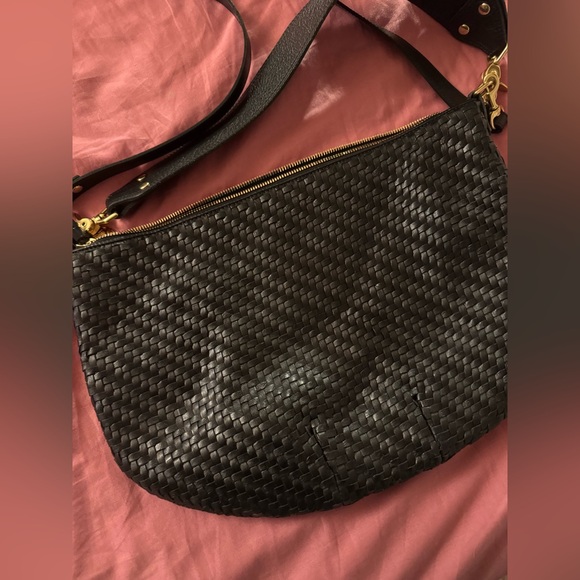 CLARE V Moyen Messenger Bag - Picture 10 of 15